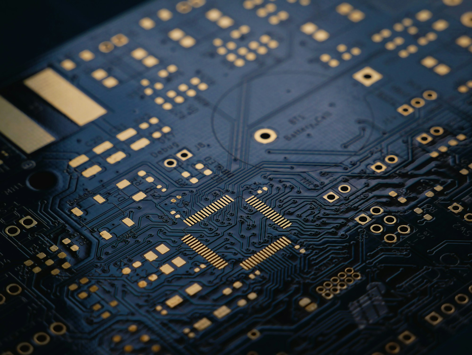 Macro of a tracking-device printed circuit board